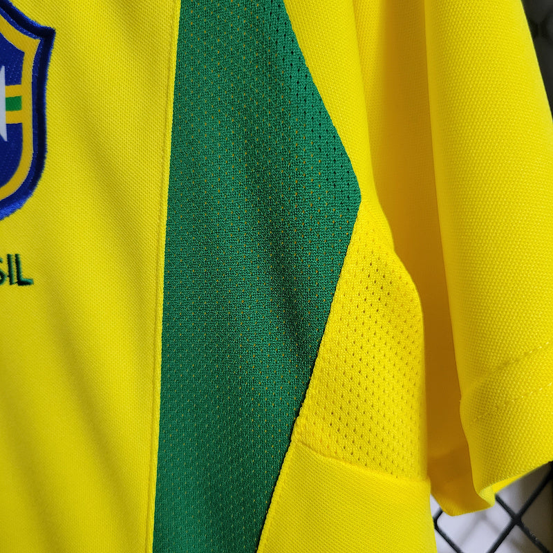CAMISETA RETRO BRASIL 2002