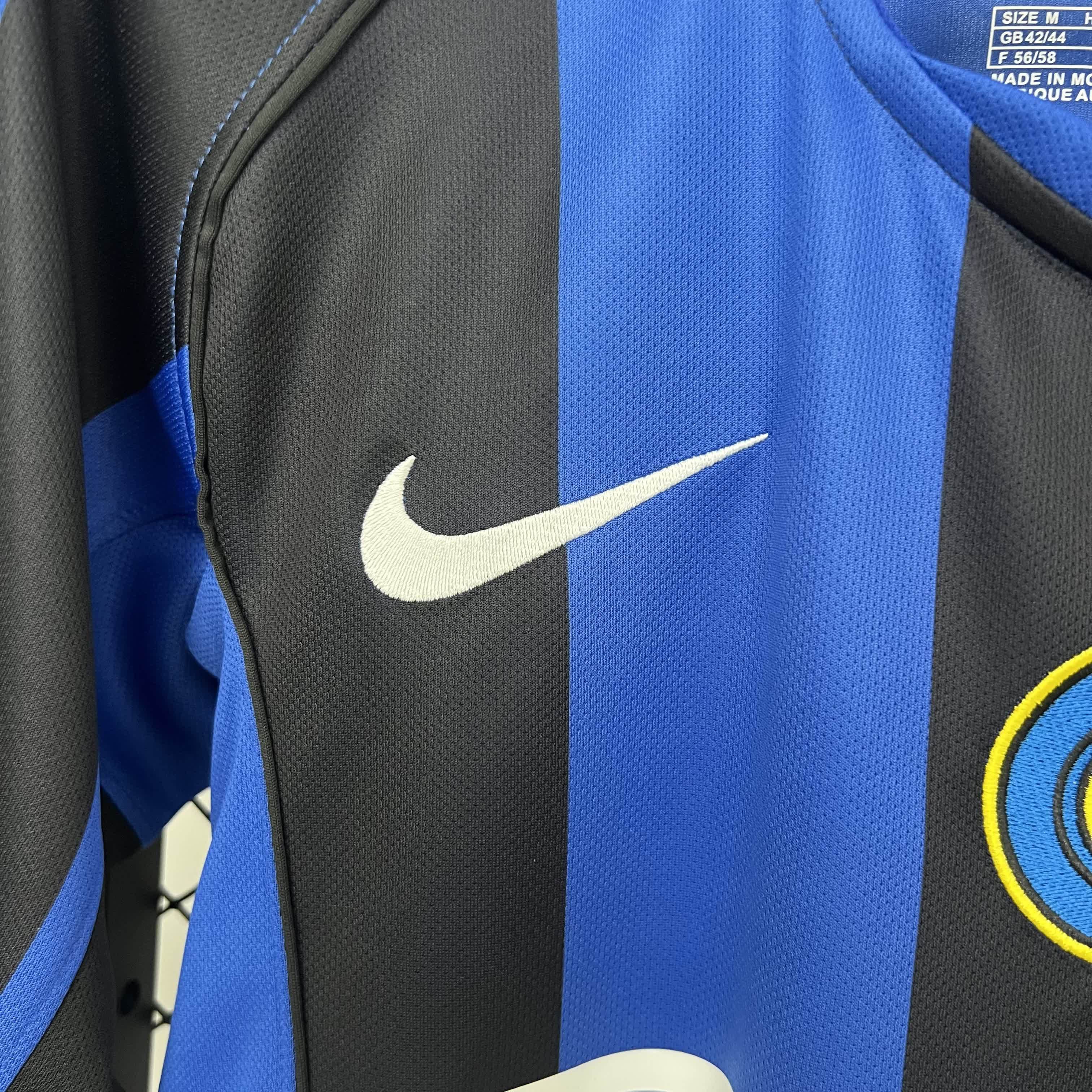 CAMISETA RETRO INTER MILAN LOCAL-ADRIANO TEMPORADA 2005-06